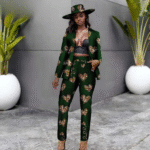 SA4029 Africans Femme Set Fashion – Traditional Ankara Print Long Sleeve Coat & Slim Fit Pants with Matching Hat for Wedding Party - Image 7